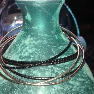 Set of 6 Fashion bangle bracelets